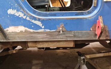 Willys-cj5-1961-blue-23