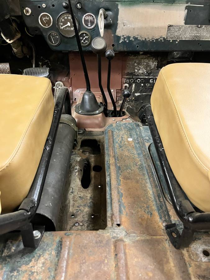 Willys-jeep-1951-green-8