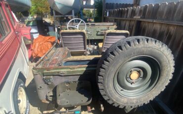 Willys-jeep-1953-green-4