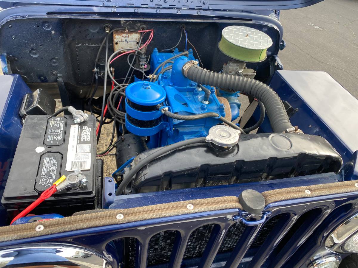 Willys-jeep-1956-blue-2