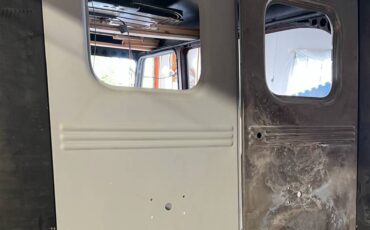Willys-jeep-1957-3