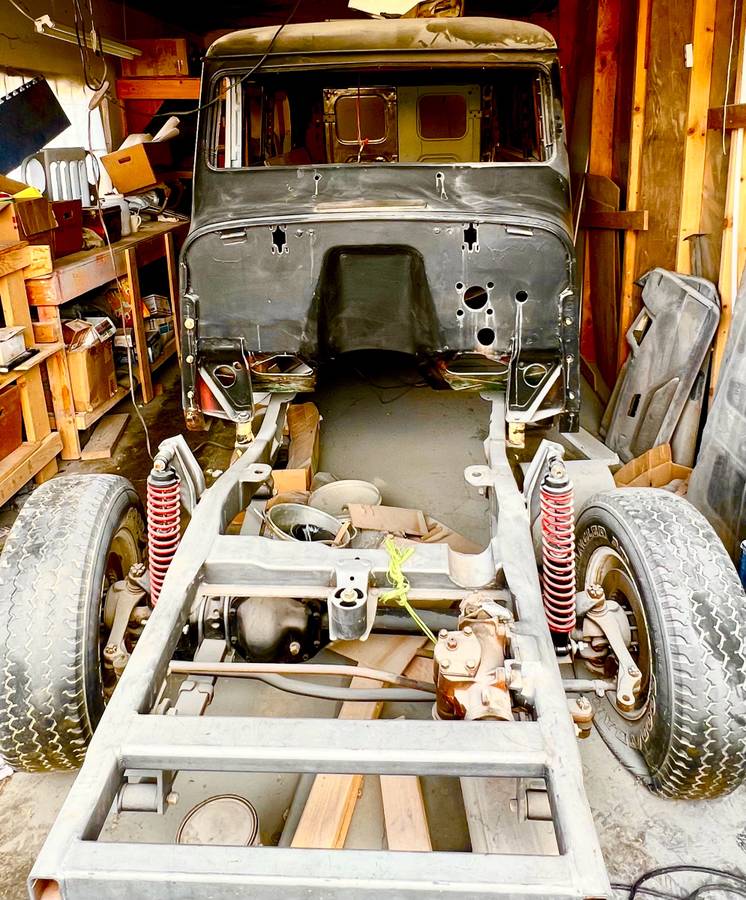 Willys-jeep-1957-7