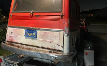 Willys-jeep-wagon-1964-orange
