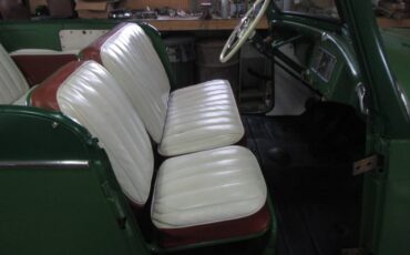 Willys-jeepster-1950-green-3