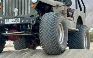 Willys-mb-1944-green-3