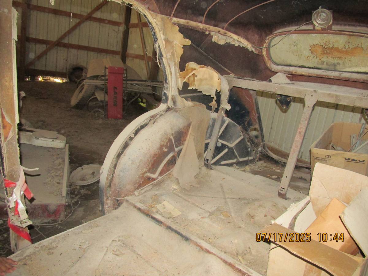 Willys-overland-1939-14