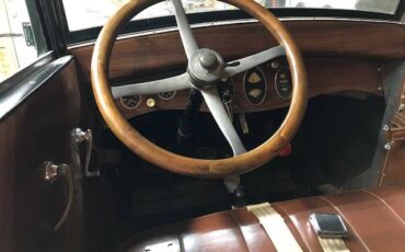 Willys-overland-whippet-1928-green-5