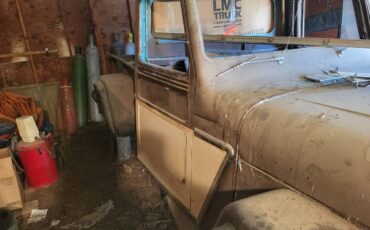 Willys-pickup-1962-brown-3