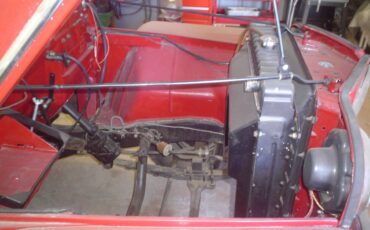 Willys-station-wagon-1954-red-9