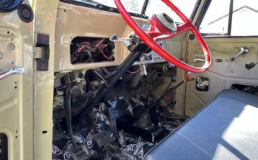 Willys-wagon-1953-custom-5