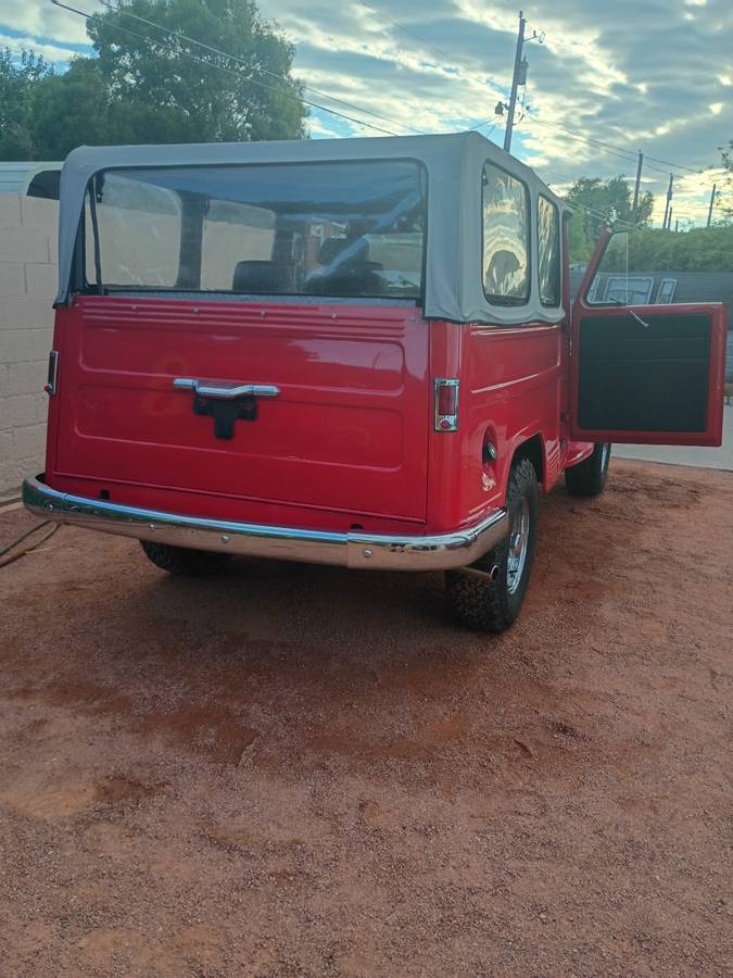 Willys-wagon-1954-red-13