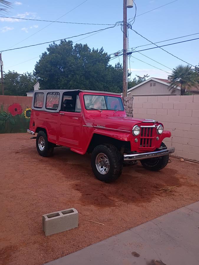 Willys-wagon-1954-red-22