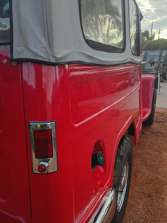 Willys-wagon-1954-red-6