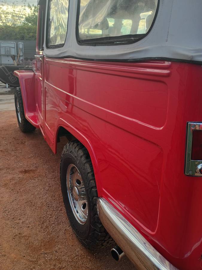 Willys-wagon-1954-red-7