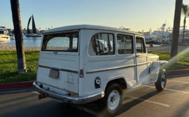 Willys-wagon-1962-white-3