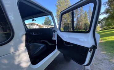 Wrangler-yj-1991-white-3