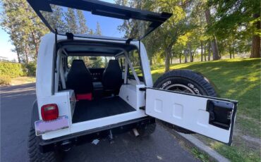 Wrangler-yj-1991-white-3