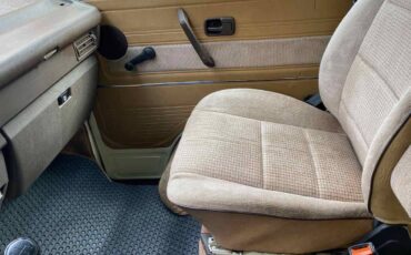 Wv-vanagon-syncro-1987-white-13
