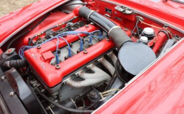 Alfa-romeo-2600-1963-Red-Ivory-4