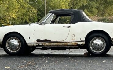 Alfa-romeo-Giulietta-1961-White-Black