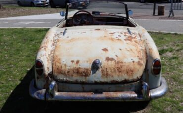 Alfa-romeo-Spider-1958-White-Red-3