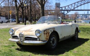 Alfa-romeo-Spider-1958-White-Red