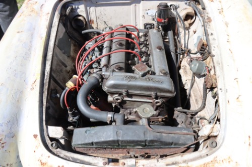 Alfa-romeo-Spider-1958-White-Red-5