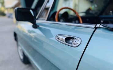 Alfa-romeo-Spider-1984-4