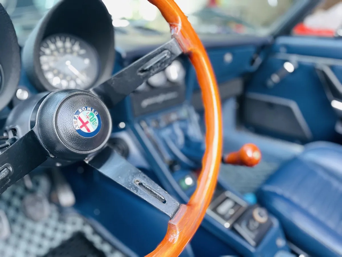 Alfa-romeo-Spider-1984-7