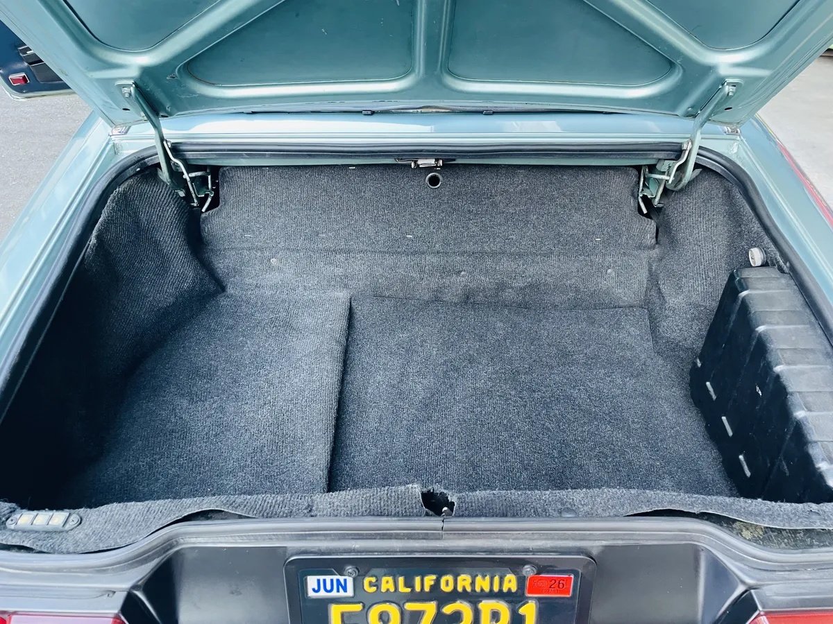 Alfa-romeo-Spider-1984-9