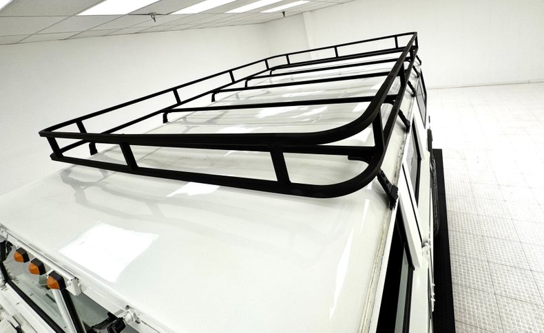 Am-general-Hummer-1995-White-Tan-25