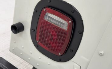 Am-general-Hummer-1995-White-Tan-28