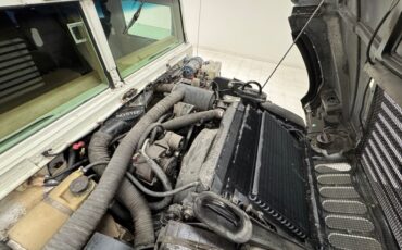 Am-general-Hummer-1995-White-Tan-3