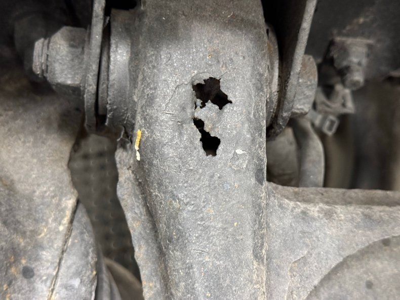 Am-general-Hummer-1995-White-Tan-33