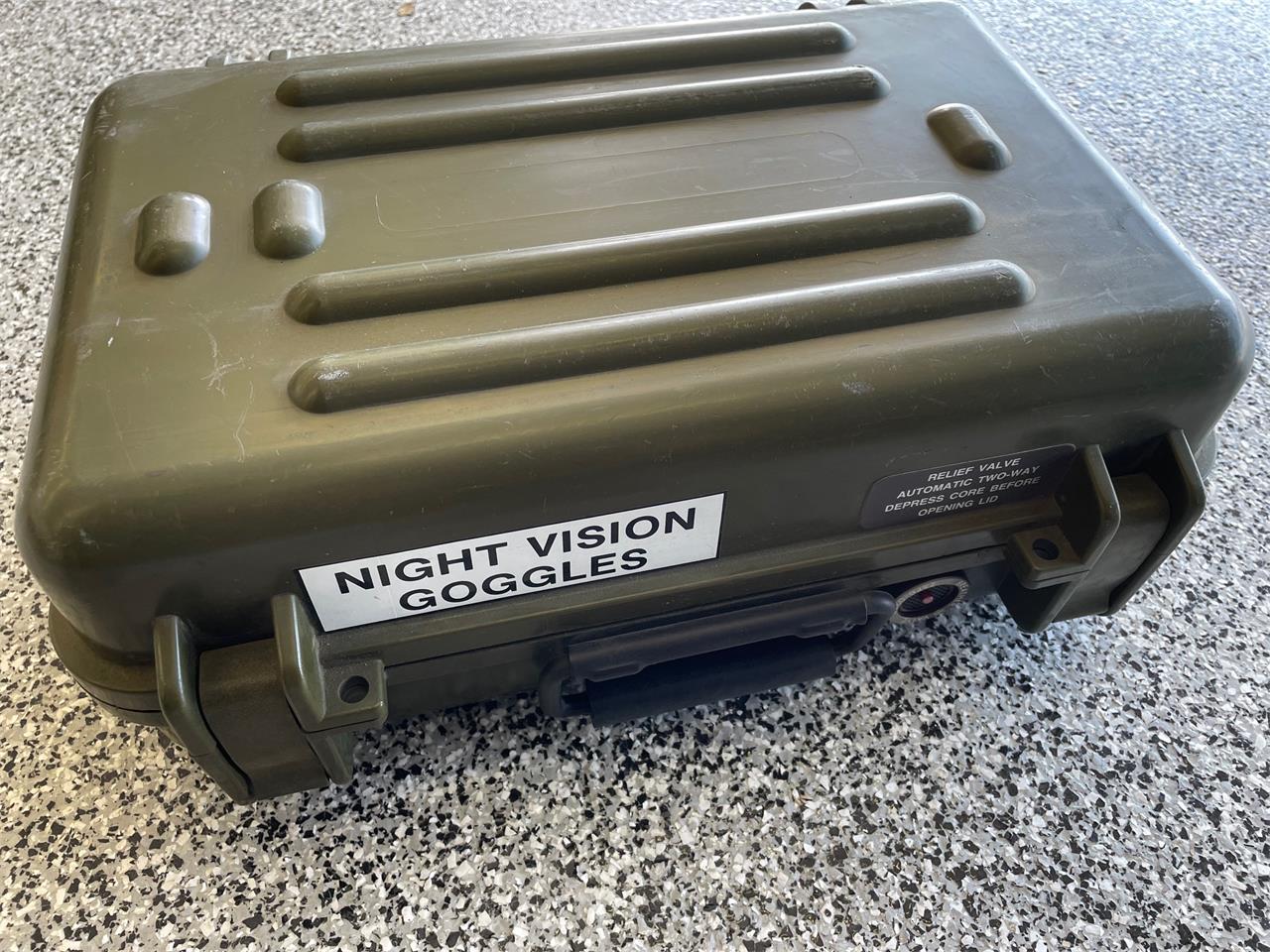 Am-general-Military-1986-Camouflage-Olive-drab-23