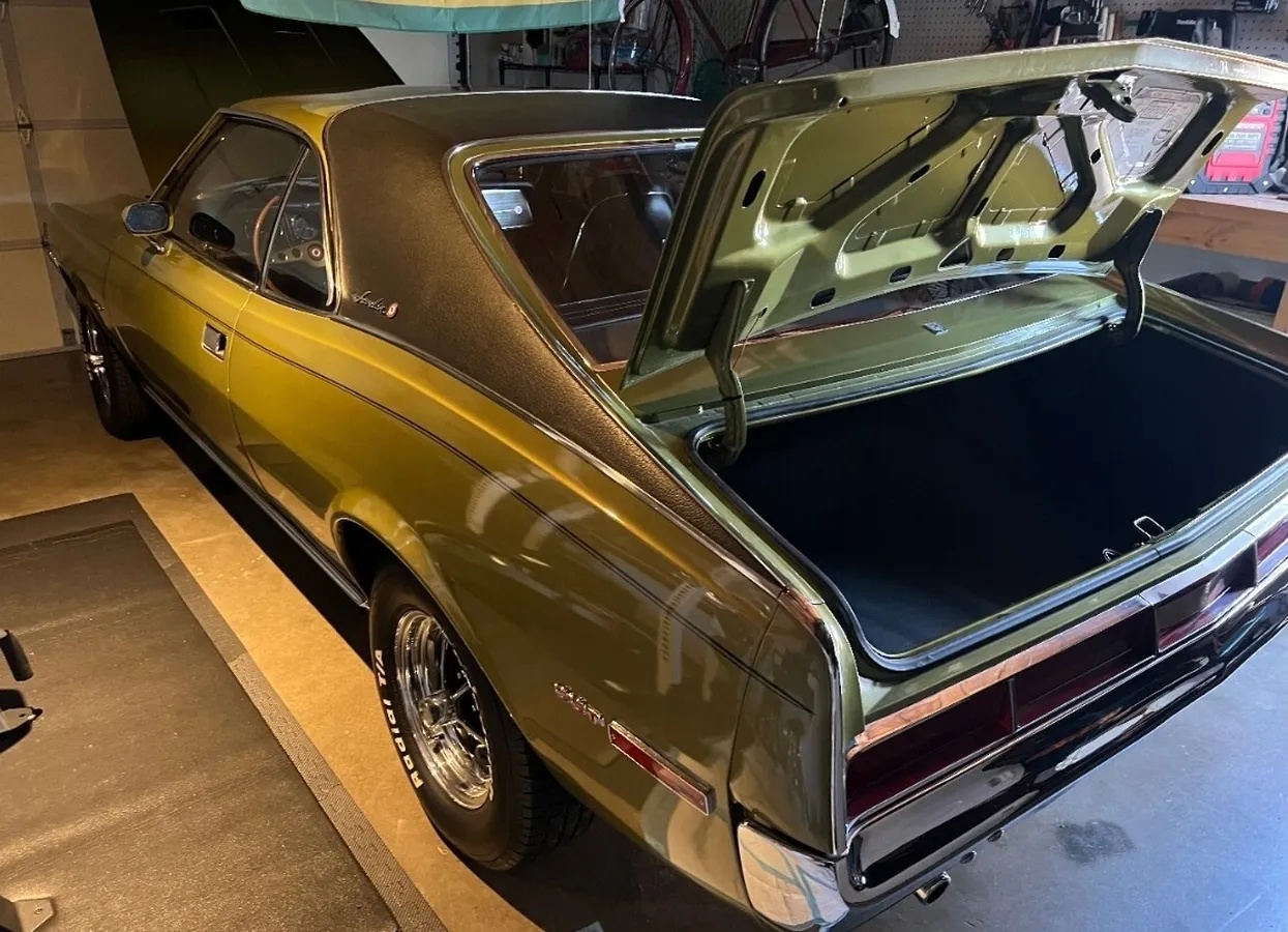 Amc-Javelin-1970-Green-Black-4