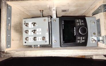 Amc-Jeep-1974-White-Black-12