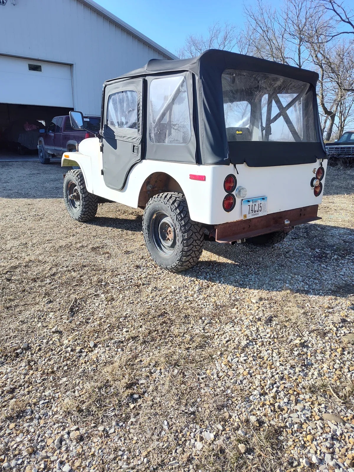 Amc-Jeep-1974-White-Black-3