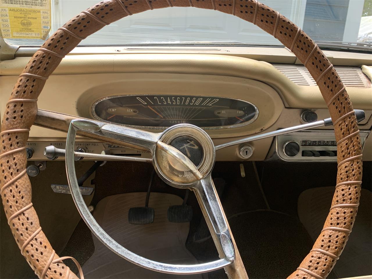 Amc-Rambler-1963-Gold-Gold-3