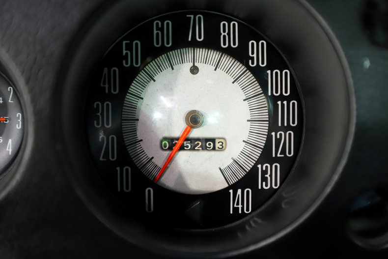 American-motors-Amx-1969-Big-Bad-Green-Charcoal-Leather-1