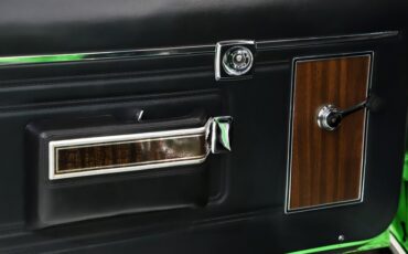 American-motors-Amx-1969-Big-Bad-Green-Charcoal-Leather-10