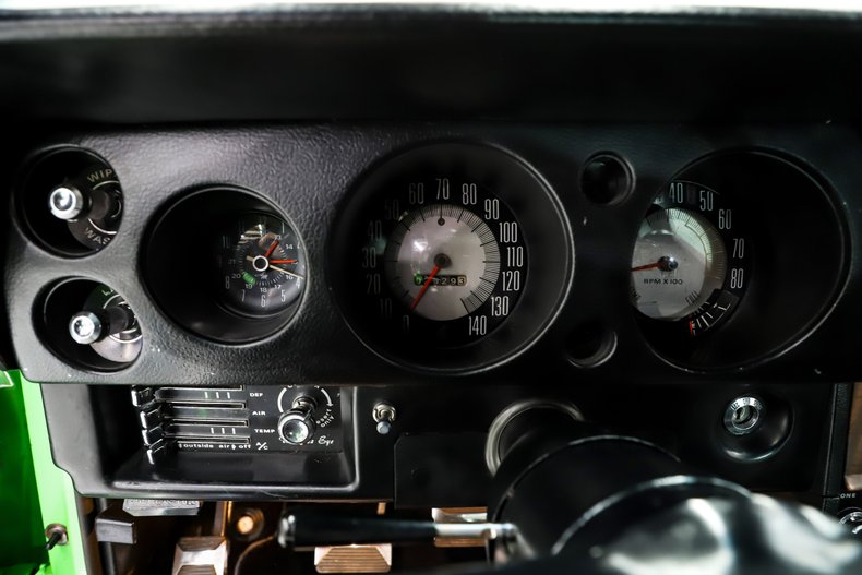 American-motors-Amx-1969-Big-Bad-Green-Charcoal-Leather-17