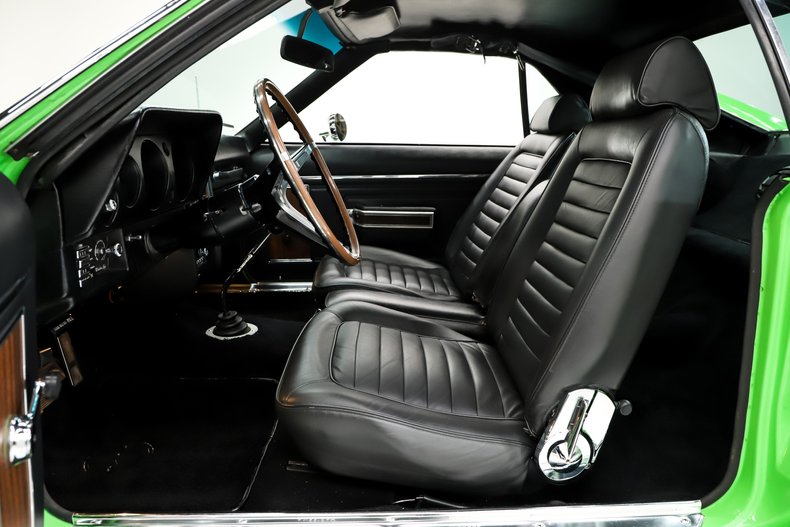 American-motors-Amx-1969-Big-Bad-Green-Charcoal-Leather-31
