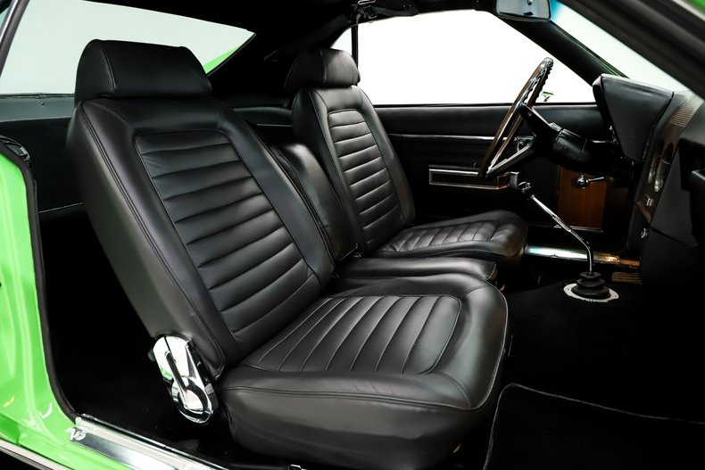 American-motors-Amx-1969-Big-Bad-Green-Charcoal-Leather-41