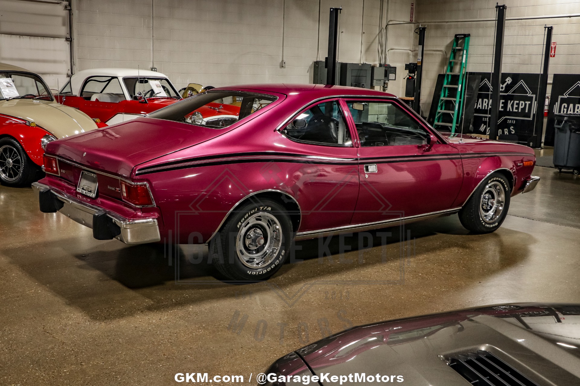 American-motors-Hornet-1974-Plum-Metallic-Black-2