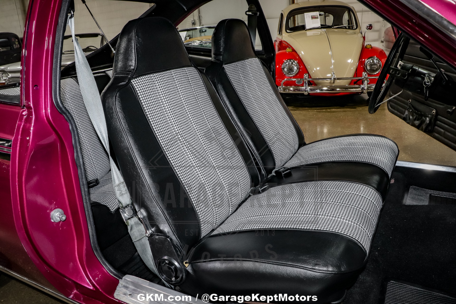 American-motors-Hornet-1974-Plum-Metallic-Black-30