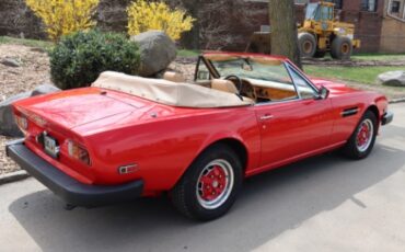 Aston-martin-V8-volante-1979-Red-Tan-4
