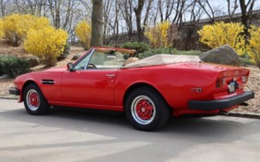 Aston-martin-V8-volante-1979-Red-Tan-5