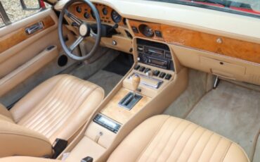 Aston-martin-V8-volante-1979-Red-Tan-6