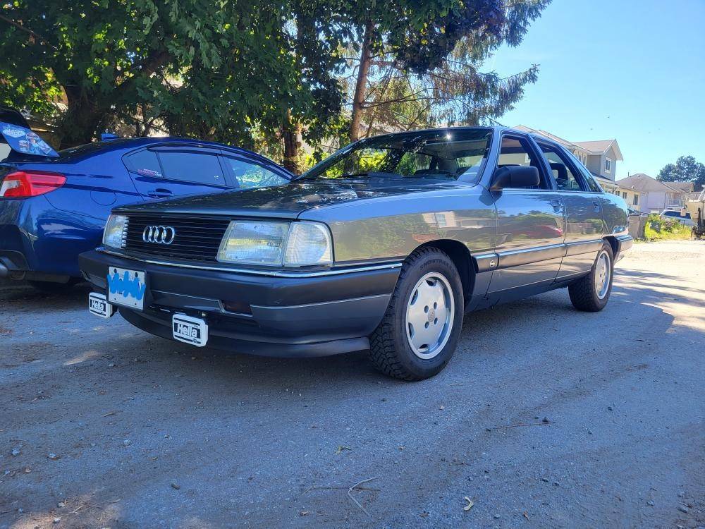 Audi-100-1990-silver-1